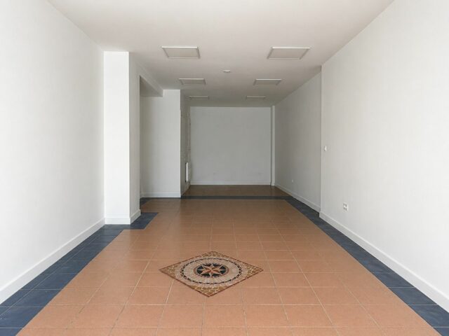 Immeuble en vente à LOOS — photo 3