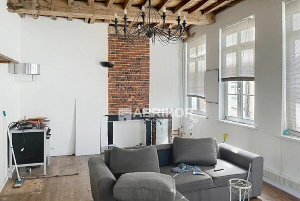 Immeuble en vente à VALENCIENNES — photo 1