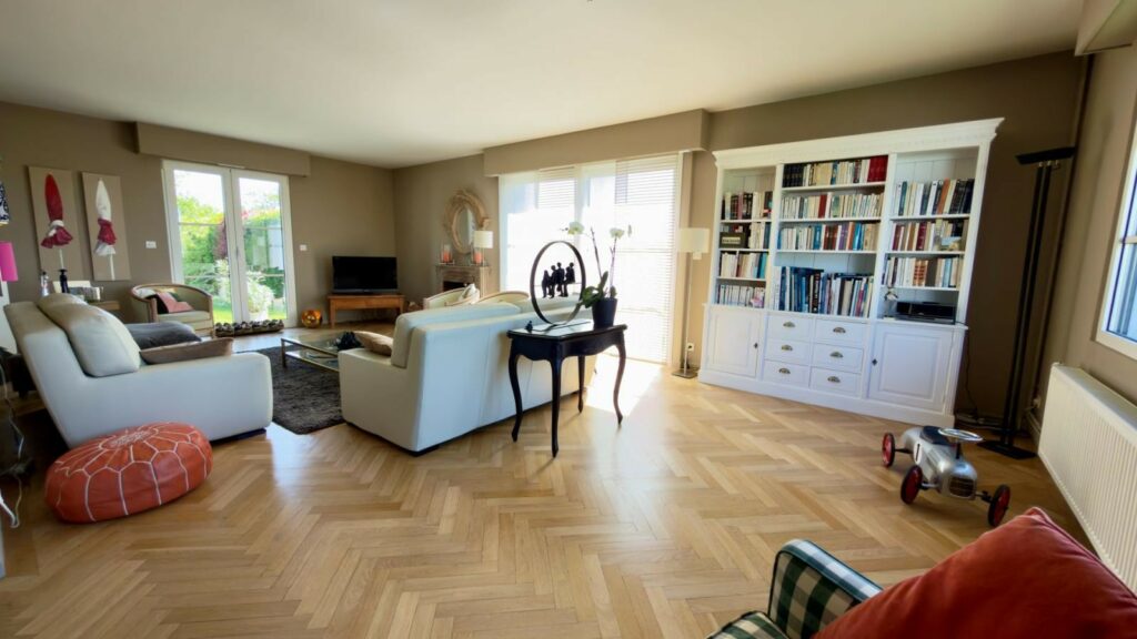 Maison en vente à ENNETIERES EN WEPPES — photo 2