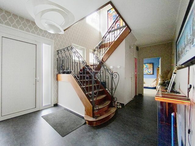 Maison en vente à LA CHAPELLE D ARMENTIERES — photo 6