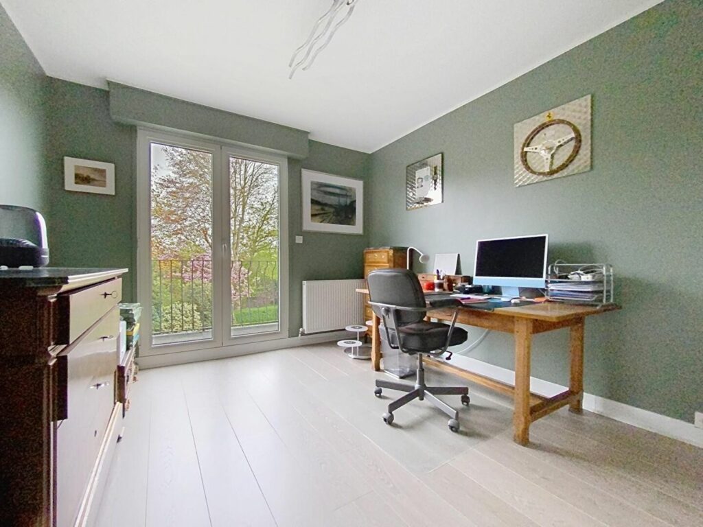 Maison en vente à LA CHAPELLE D ARMENTIERES — photo 10