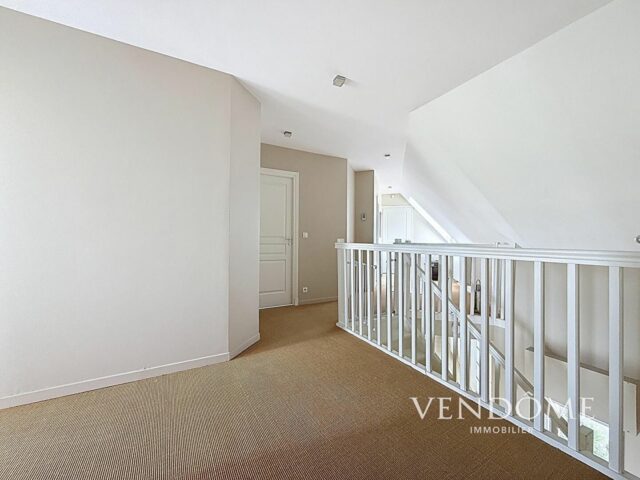 Maison en vente à MERIGNIES — photo 12
