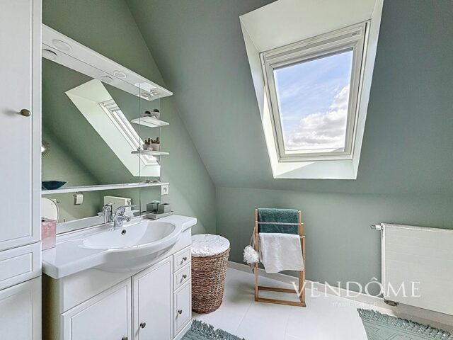Maison en vente à MERIGNIES — photo 17