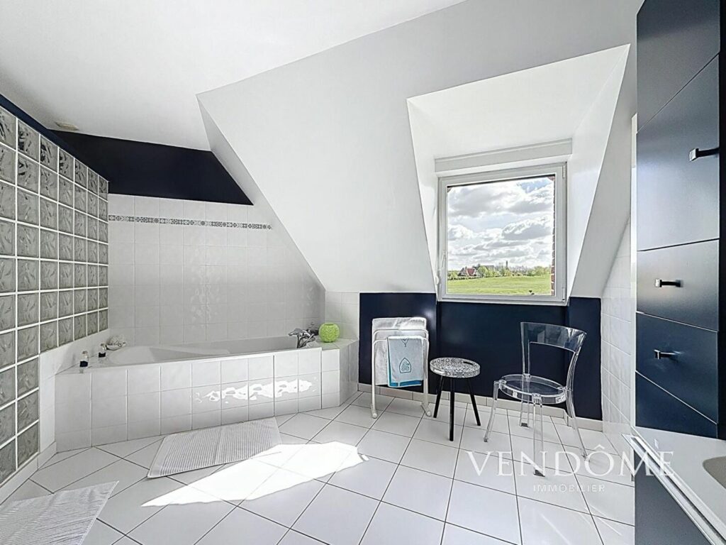 Maison en vente à MERIGNIES — photo 21