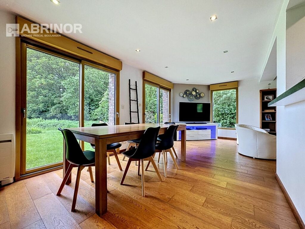 Maison en vente à CAMPHIN EN PEVELE — photo 11