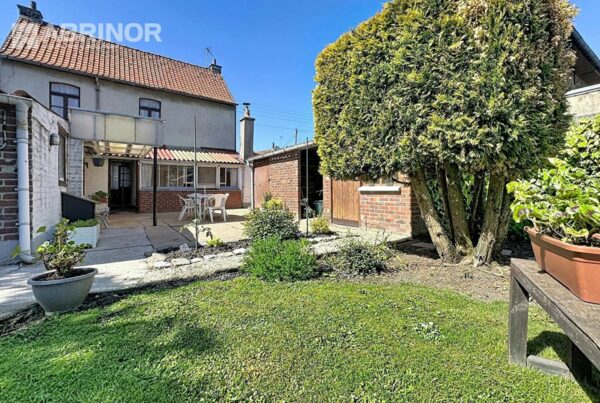 Maison en vente à CAMPHIN EN PEVELE — photo 1
