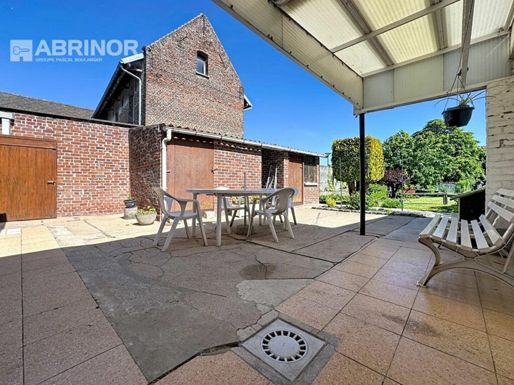 Maison en vente à CAMPHIN EN PEVELE — photo 17