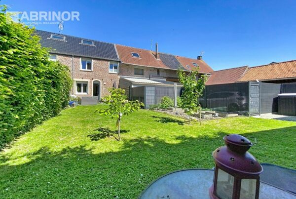 Maison en vente à FRETIN — photo 1