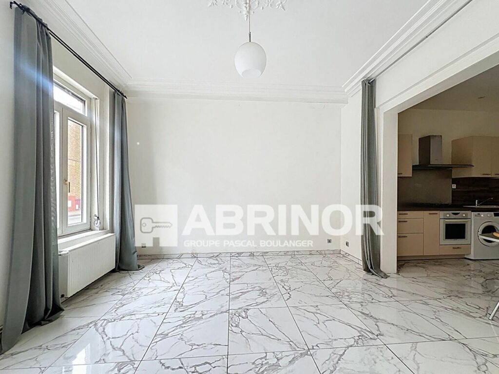 Maison en vente à LILLE — photo 1