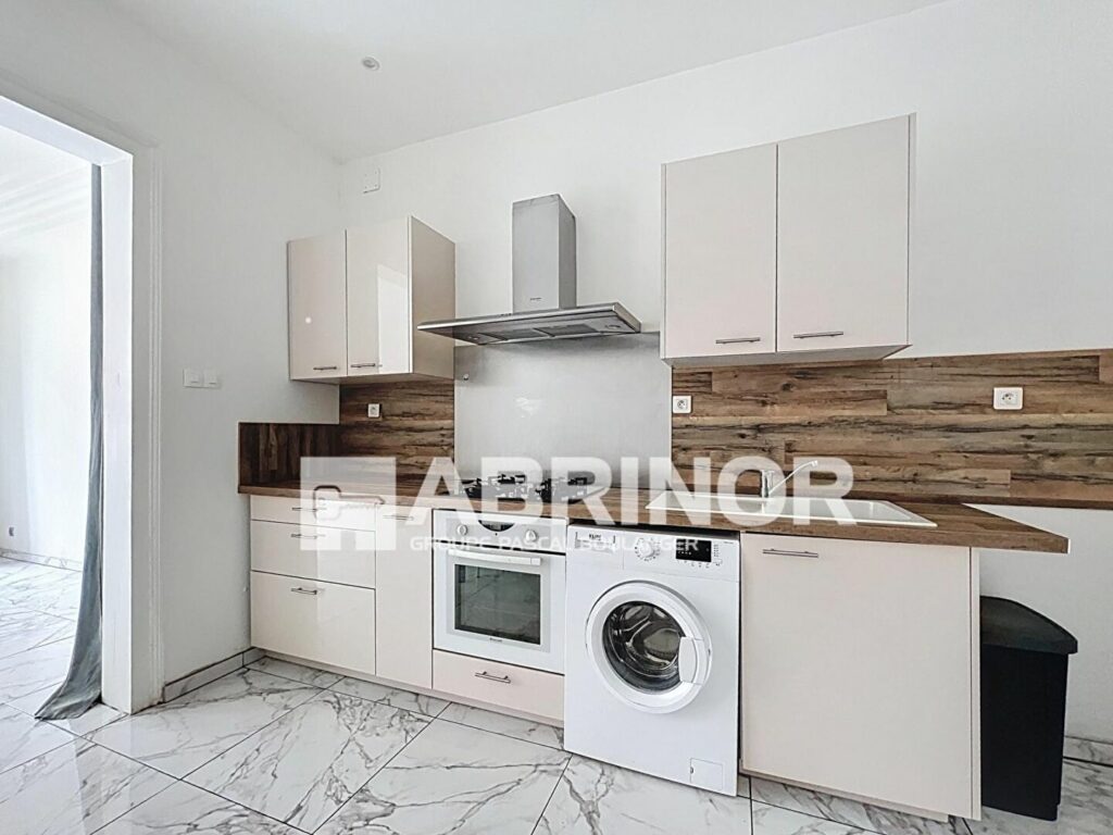Maison en vente à LILLE — photo 2