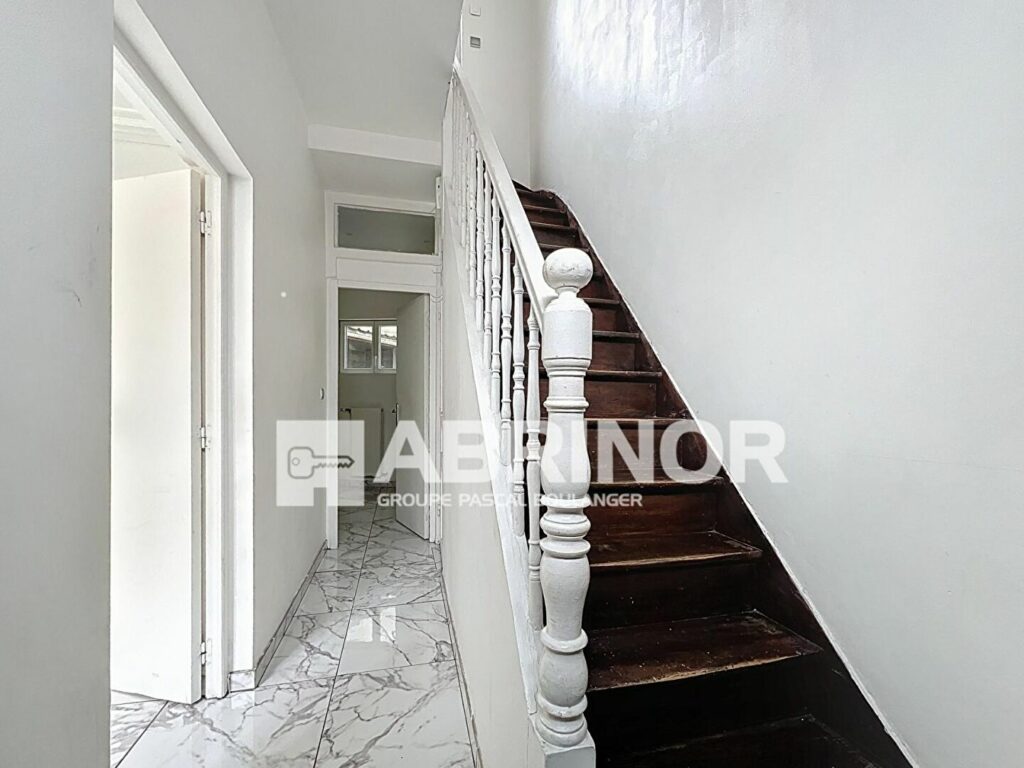 Maison en vente à LILLE — photo 3