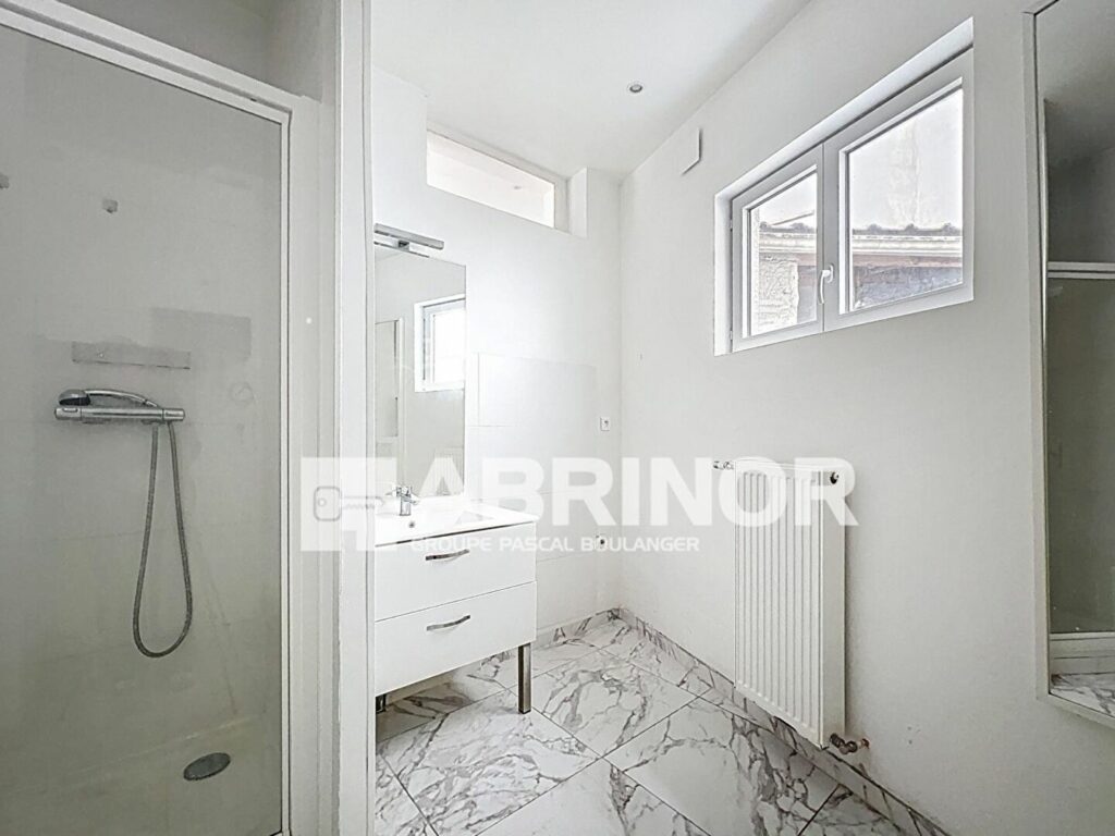 Maison en vente à LILLE — photo 4