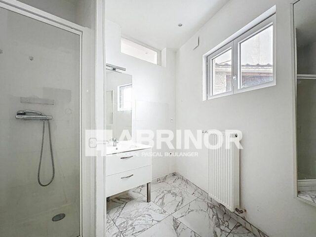 Maison en vente à LILLE — photo 4