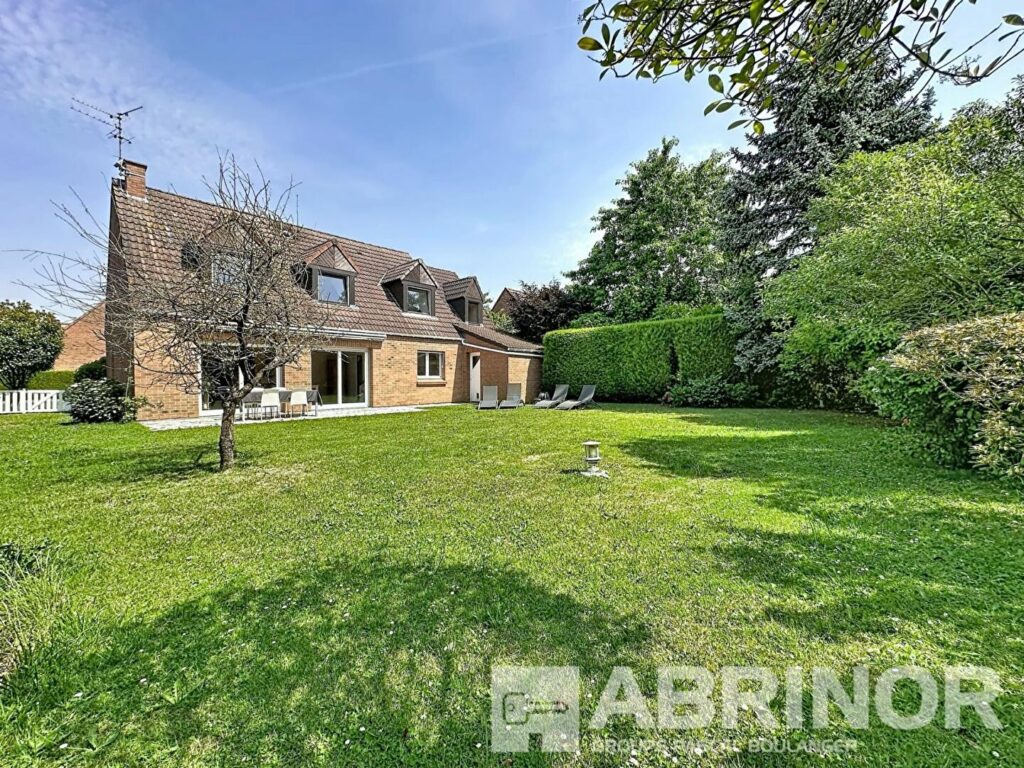 Maison en vente à LINSELLES — photo 1