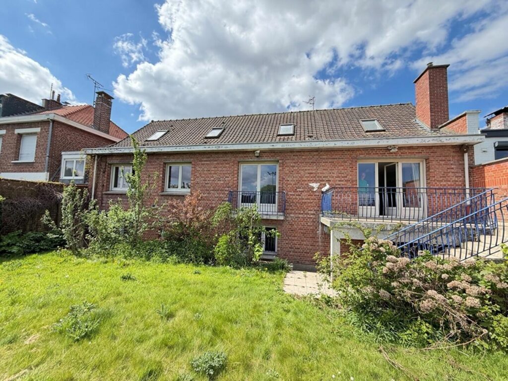 Maison en vente à MARCQ EN BAROEUL — photo 1