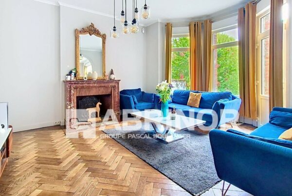 Maison en vente à ROUBAIX — photo 1