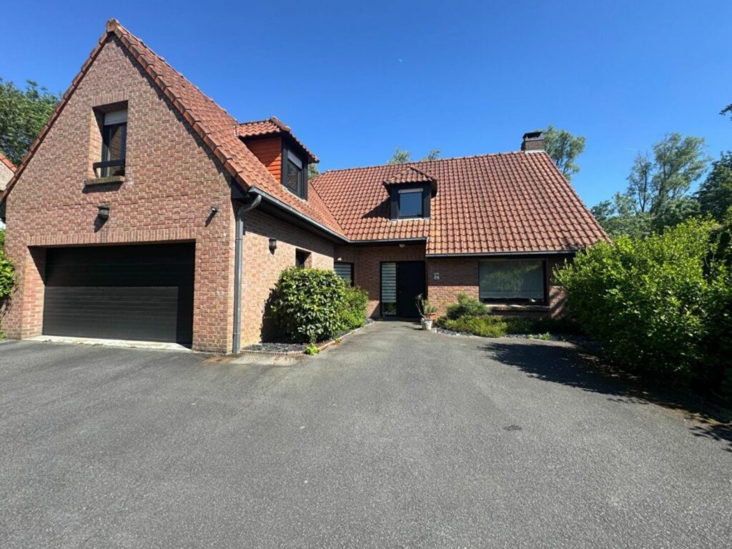 Maison en vente à WASQUEHAL — photo 1