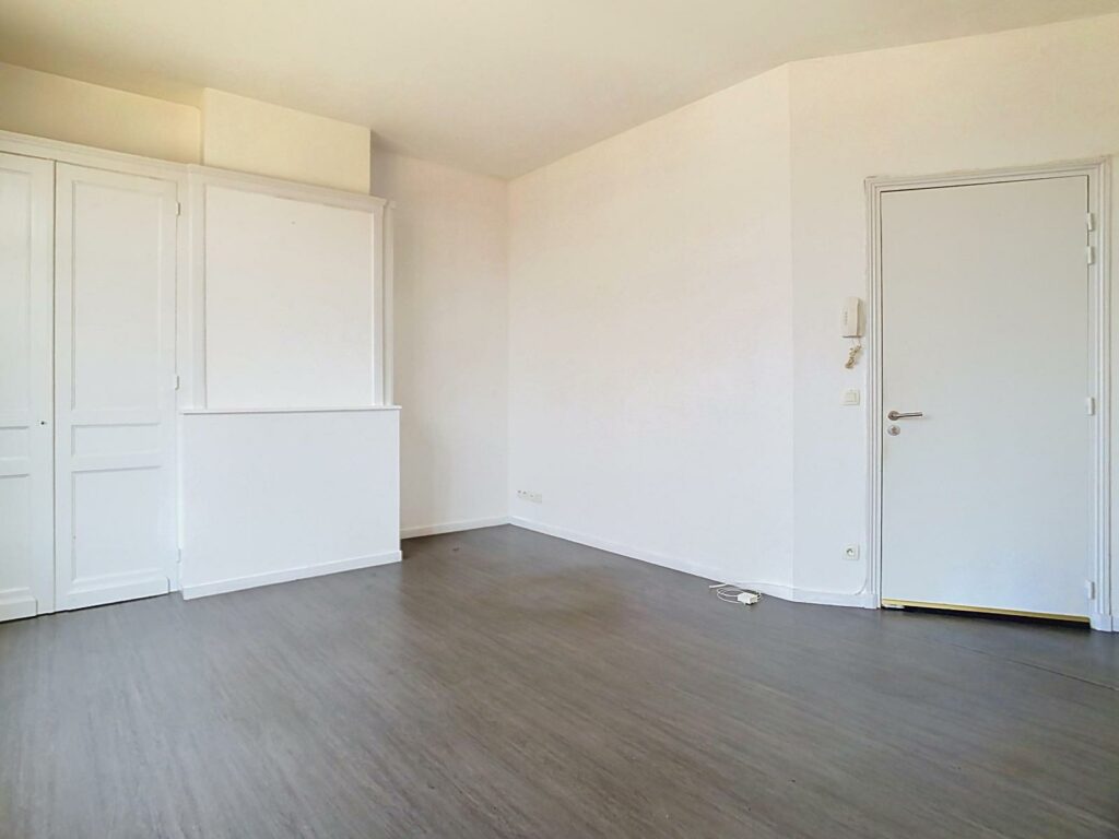 Appartement en location à ARMENTIERES — photo 1
