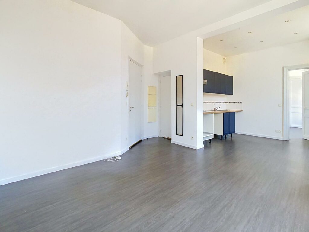 Appartement en location à ARMENTIERES — photo 2