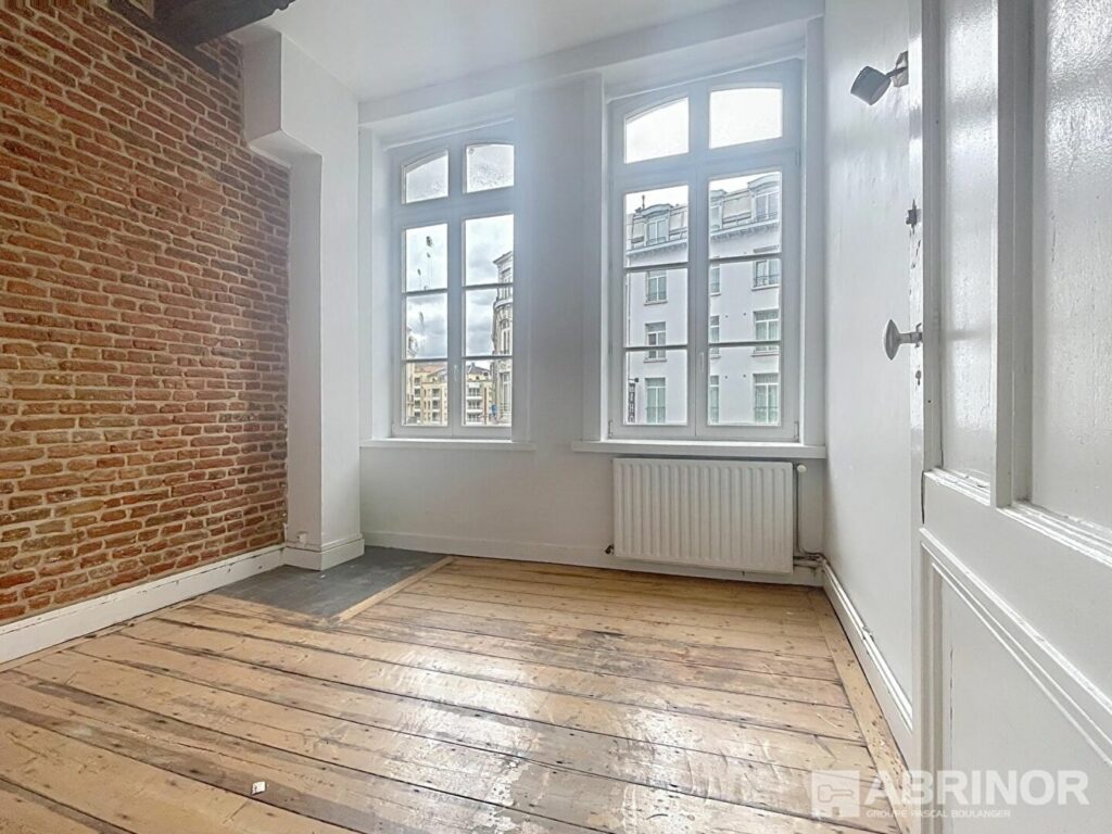Appartement en vente à LILLE — photo 1