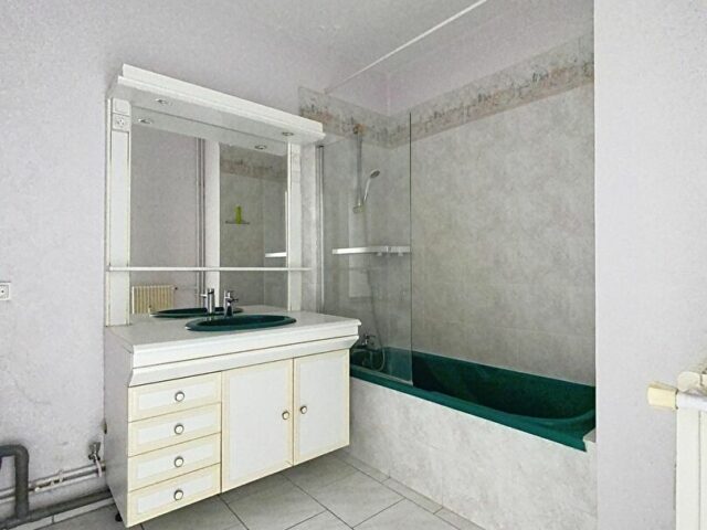 Appartement en vente à VENDEVILLE — photo 9