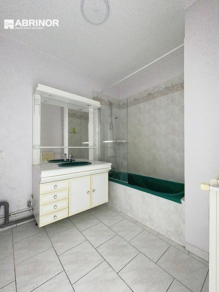 Appartement en vente à VENDEVILLE — photo 9
