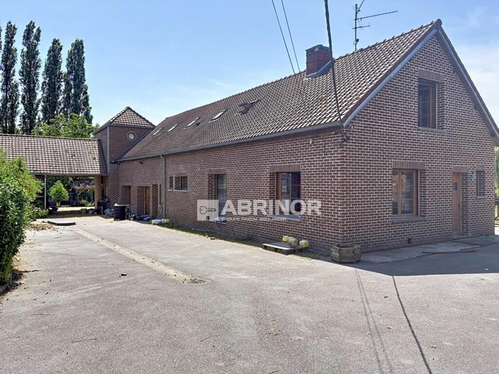 Maison en vente à BRUILLE ST AMAND — photo 1