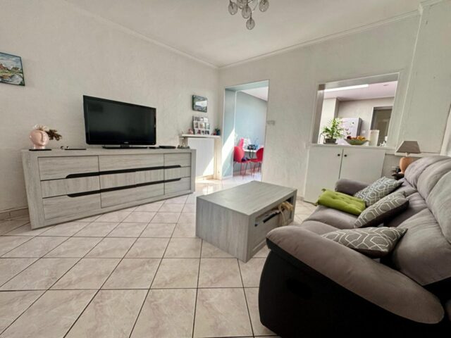 Maison en vente à CROIX — photo 1