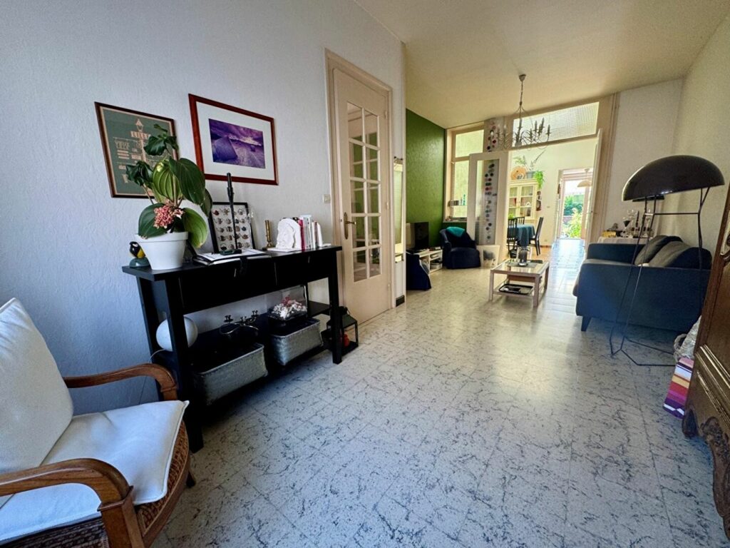 Maison en vente à CROIX — photo 2