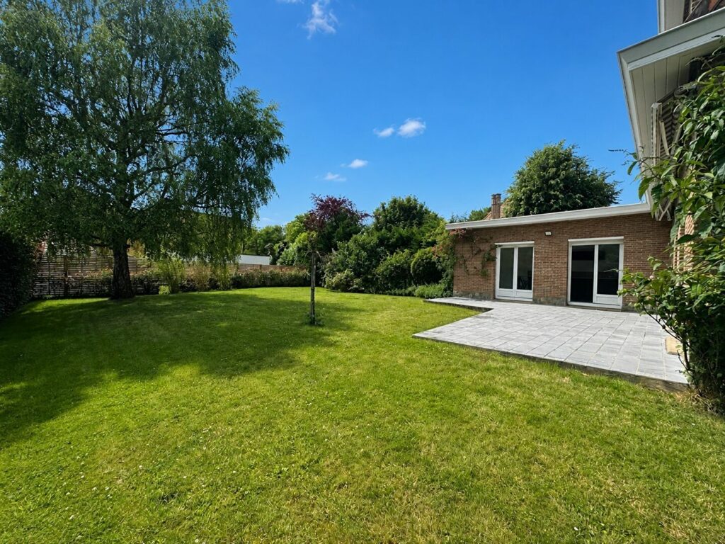 Maison en vente à CROIX — photo 1