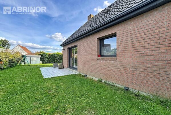 Maison en vente à CYSOING — photo 1