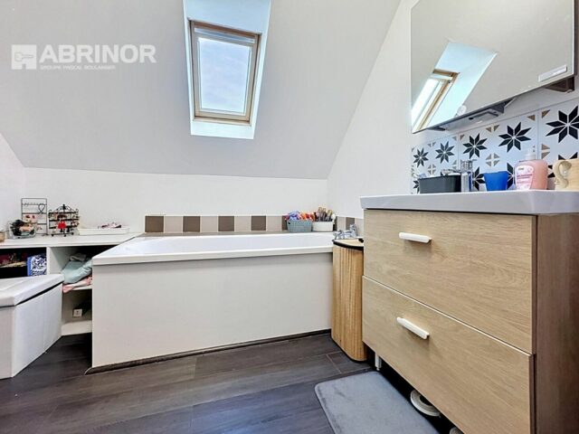 Maison en vente à CYSOING — photo 9