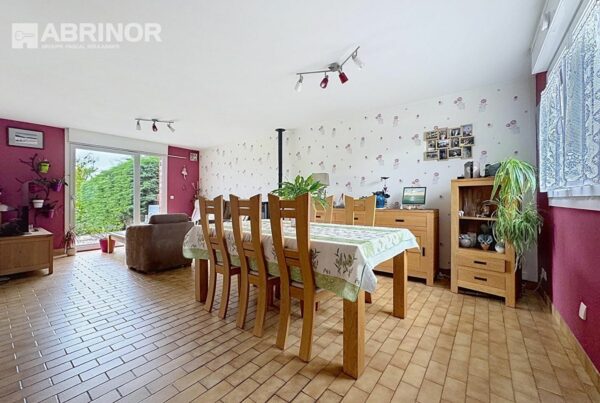 Maison en vente à CYSOING — photo 1