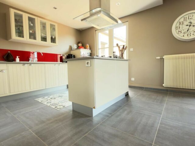 Maison en vente à ENNETIERES EN WEPPES — photo 7