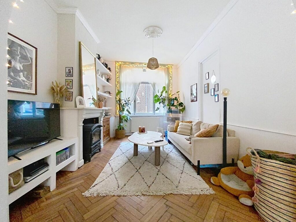 Maison en vente à HOUPLINES — photo 1