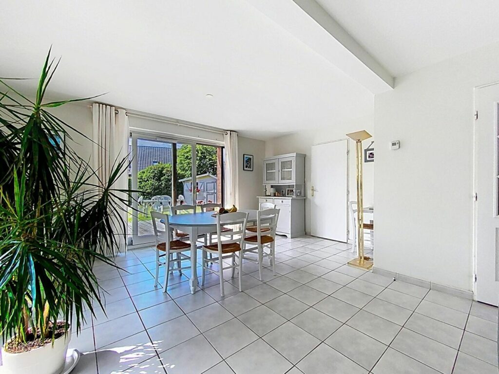 Maison en vente à LA CHAPELLE D ARMENTIERES — photo 3
