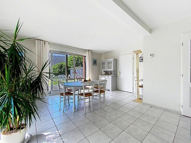 Maison en vente à LA CHAPELLE D ARMENTIERES — photo 3