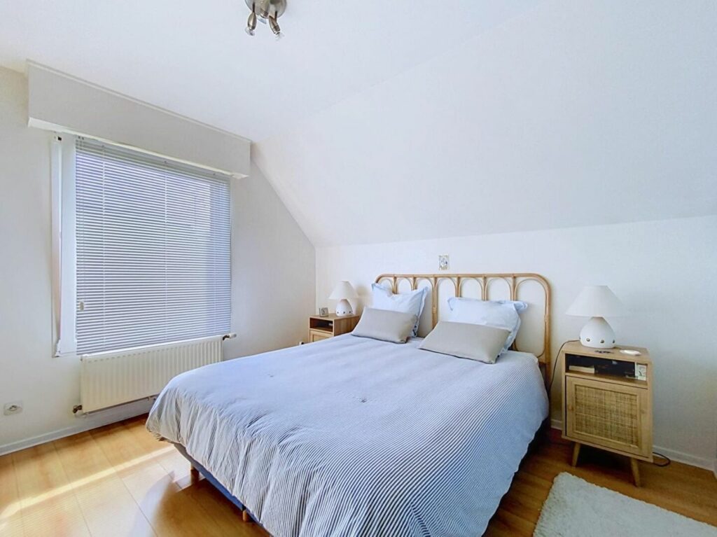 Maison en vente à LA CHAPELLE D ARMENTIERES — photo 9