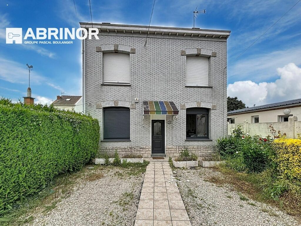 Maison en vente à LA SENTINELLE — photo 1