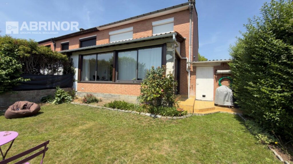 Maison en vente à LILLE — photo 1