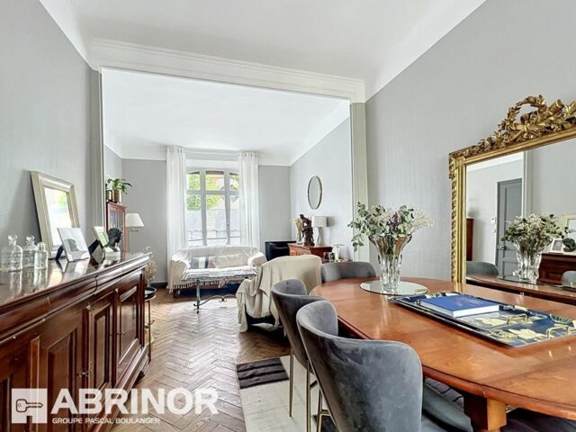 Maison en vente à LILLE — photo 1