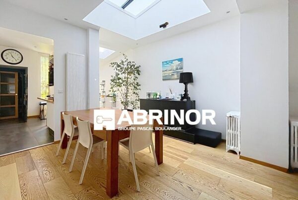 Maison en vente à ROUBAIX — photo 1