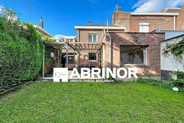 Maison en vente à ROUBAIX — photo 1