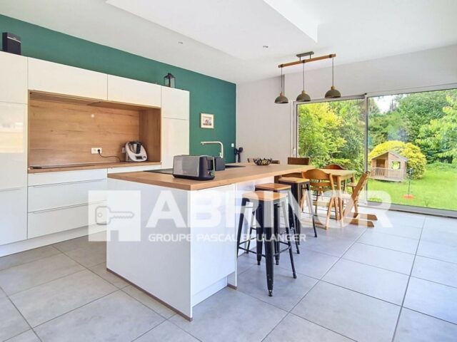Maison en vente à ROUBAIX — photo 1