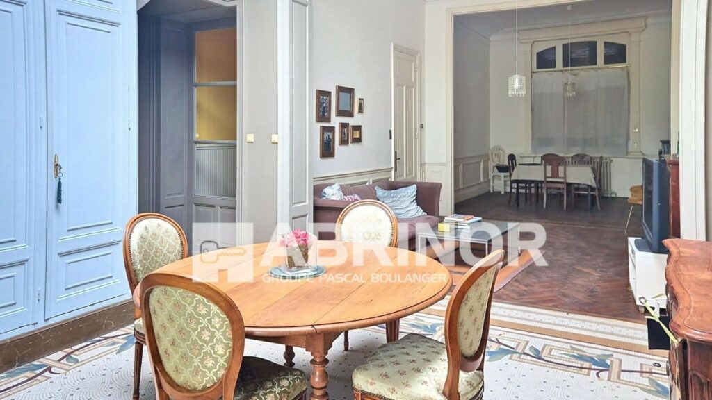 Maison en vente à ROUBAIX — photo 1