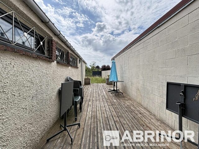 Maison en vente à SAINGHIN EN WEPPES — photo 8