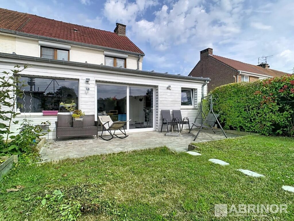 Maison en vente à VILLENEUVE D ASCQ — photo 1
