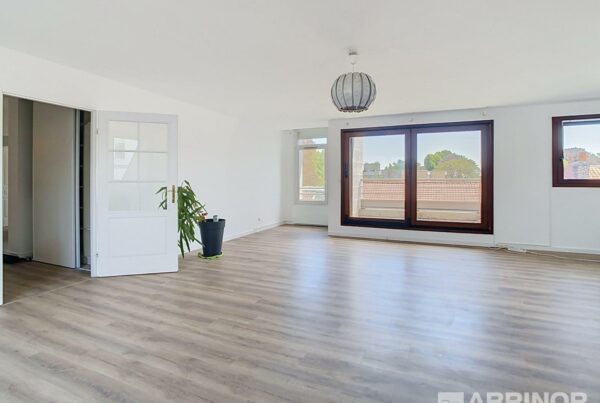 Appartement en location à LILLE — photo 1