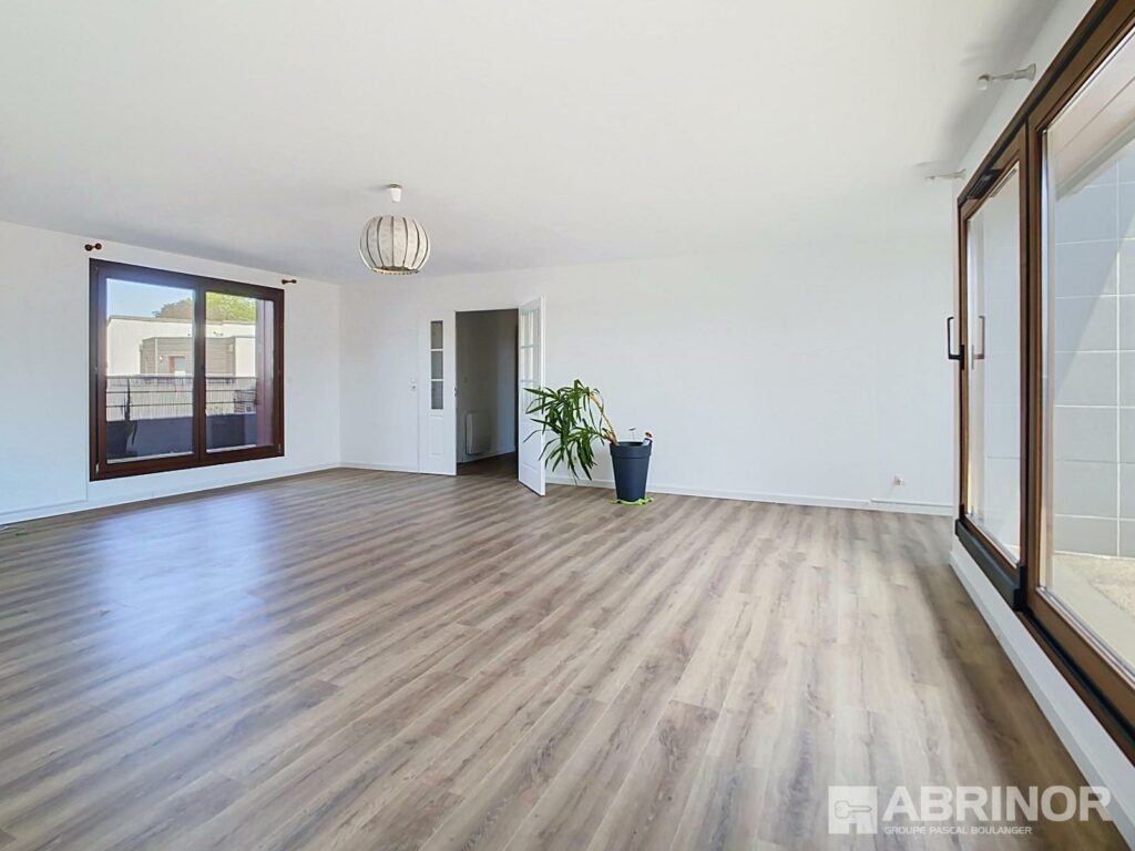 Appartement en location à LILLE — photo 2