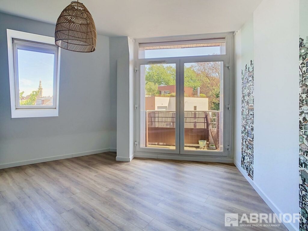 Appartement en location à LILLE — photo 9